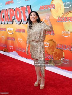 Awkwafina feet photo thumbnail