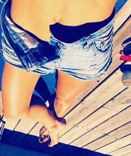 Axelle Laffont feet photo 14