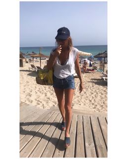 Axelle Laffont feet photo 7