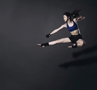 Aya Asahina feet photo thumbnail