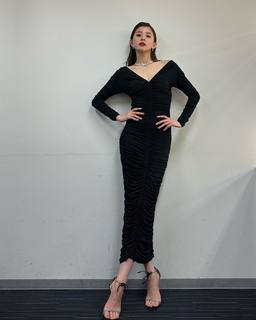 Aya Asahina feet photo thumbnail