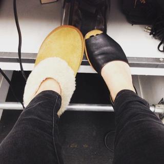 Aya Cash feet photo thumbnail