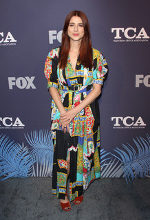 Aya Cash feet photo thumbnail
