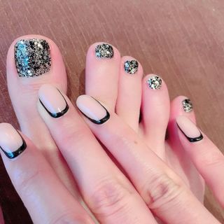 Aya Hirano feet photo thumbnail