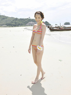 Aya Hirano feet photo thumbnail