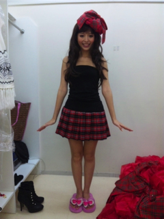 Aya Hirano feet photo thumbnail