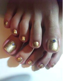 Aya Hirano feet photo thumbnail