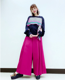 Aya Hirano feet photo thumbnail