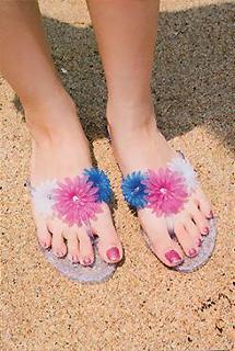 Aya Hirano feet photo thumbnail