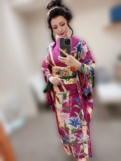 Aya Hirano feet photo thumbnail