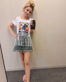 Aya Hirano feet photo thumbnail