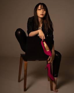 Aya Hirano feet photo thumbnail