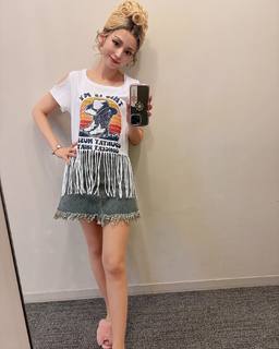 Aya Hirano feet photo thumbnail