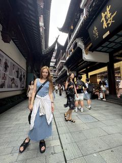 Aya Hirano feet photo thumbnail