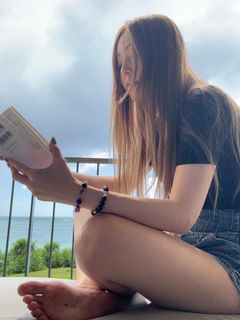 Aya Hirano feet photo thumbnail