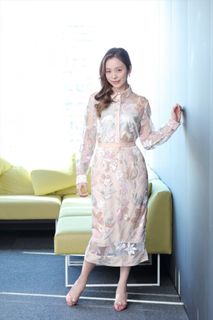 Aya Hirano feet photo thumbnail