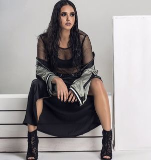 Aya Samaha feet photo thumbnail