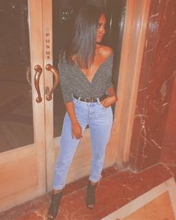 Aya Samaha feet photo thumbnail