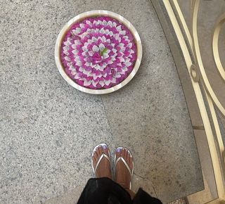 Aya Samaha feet photo thumbnail