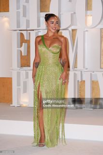 Aya Samaha feet photo thumbnail