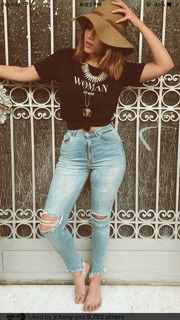 Aya Selim feet photo thumbnail