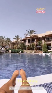 Aya Selim feet photo thumbnail