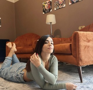 Aya Selim feet photo thumbnail