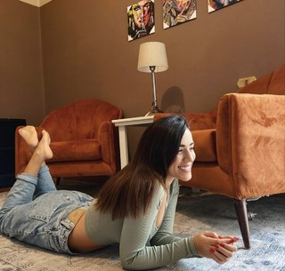 Aya Selim feet photo thumbnail