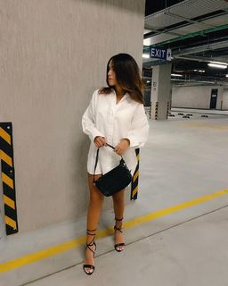 Aya Selim feet photo thumbnail