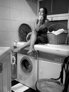 Aya Selim feet photo thumbnail