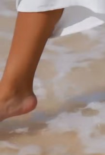 Aya Selim feet photo thumbnail