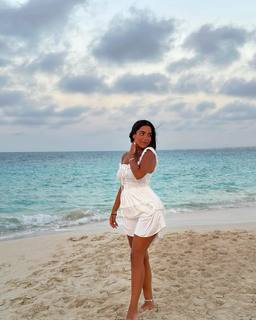 Aya Selim feet photo thumbnail