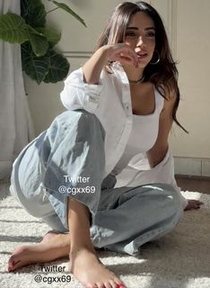 Aya Selim feet photo 11