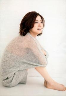 Aya Ueto feet photo 9