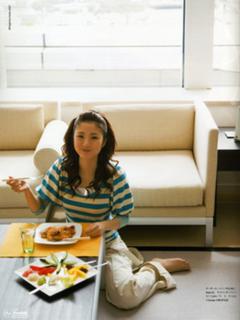 Aya Ueto feet photo 3