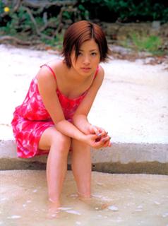 Aya Ueto feet photo 9