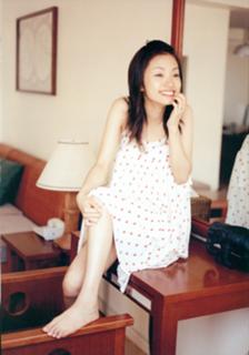 Aya Ueto feet photo 8