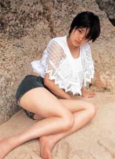 Aya Ueto feet photo 9
