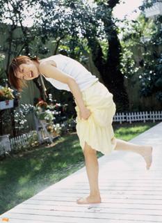 Aya Ueto feet photo 8