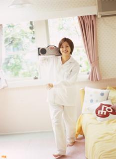 Aya Ueto feet photo 7