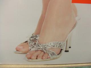 Aya Ueto feet photo 5