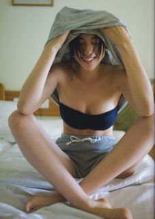 Ayaka Miyoshi feet photo 4