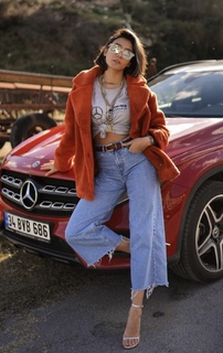 Aybüke Pusat feet photo thumbnail