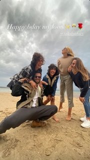 Aybüke Pusat feet photo thumbnail