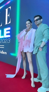 Aybüke Pusat feet photo thumbnail