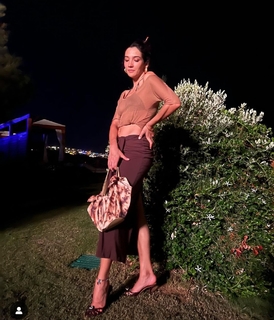 Aybüke Pusat feet photo thumbnail