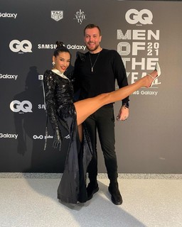 Aybüke Pusat feet photo thumbnail