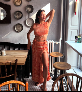 Aybüke Pusat feet photo thumbnail