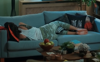 Aybüke Pusat feet photo thumbnail