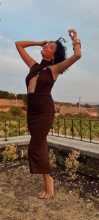 Aybüke Pusat feet photo thumbnail